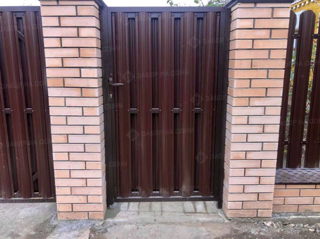Калитка из евроштакетника  в Морозовске